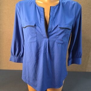 Banana Republic Blue 3/4 Sleeve v-neck Blouse